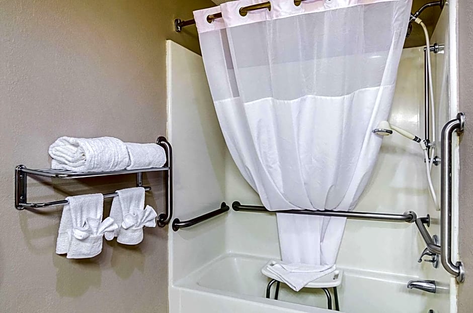 Quality Inn Sidney I-80