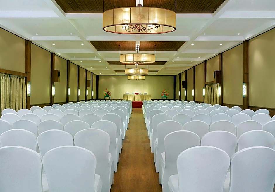 Vivanta Ernakulam, Marine Drive