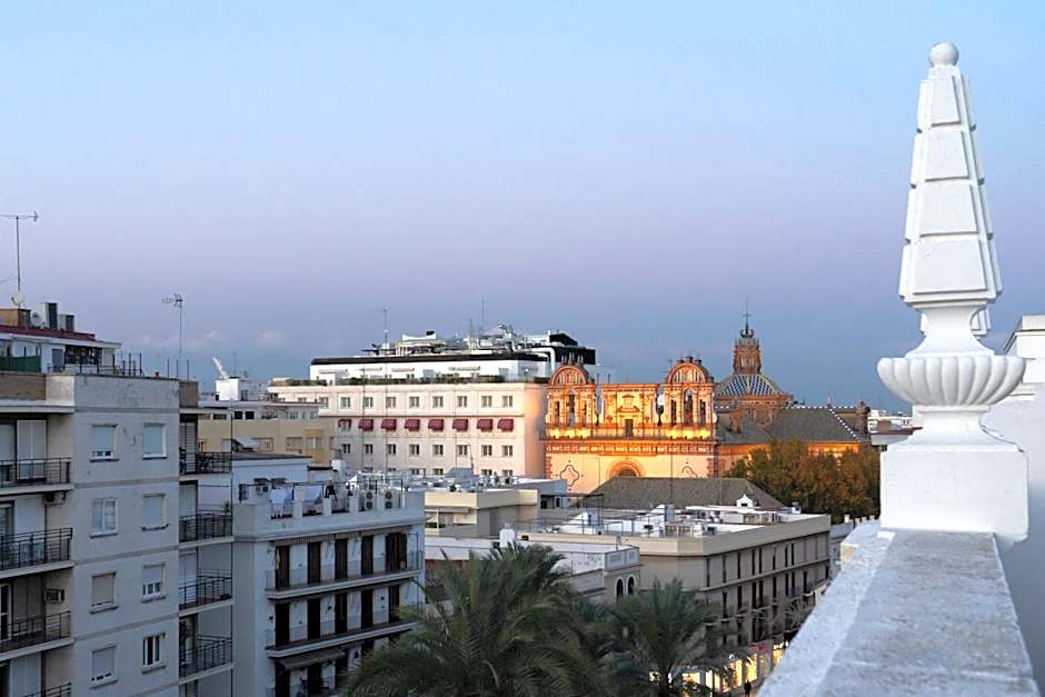 Petit Palace Puerta de Triana