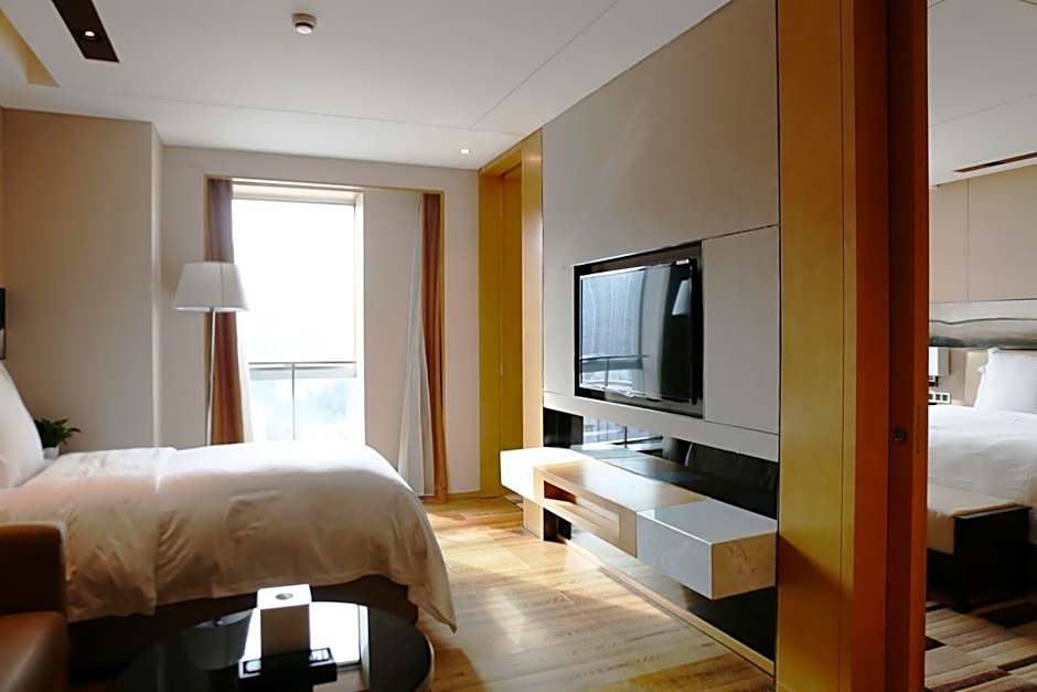 Photo 1 of 5 of Family 2 Beds Suite