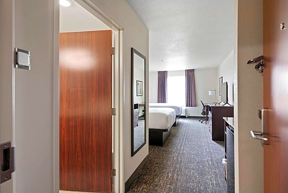 Photo 1 of 8 of Quadruple Room