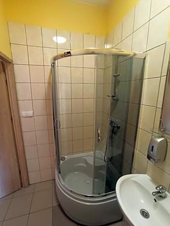 Quadruple Room with Private Bathroom