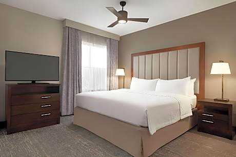 King Studio Suite
