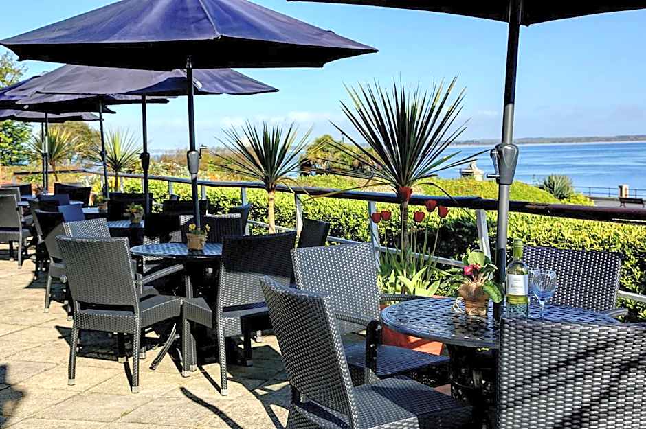 New Holmwood Hotel
