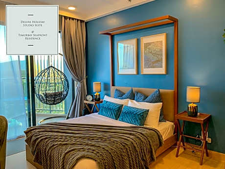 Deluxe Holiday Studio Suite at Timurbay with Seaview