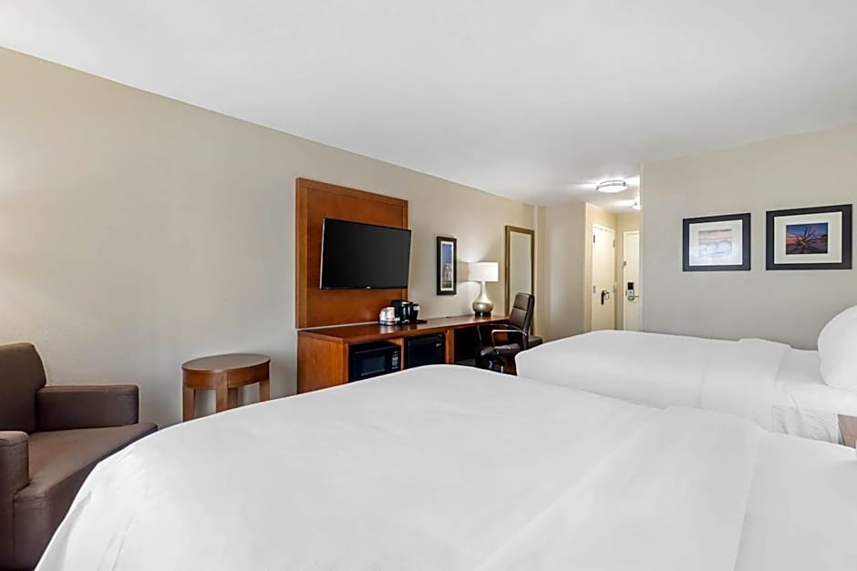 Comfort Inn & Suites Brunswick I-95