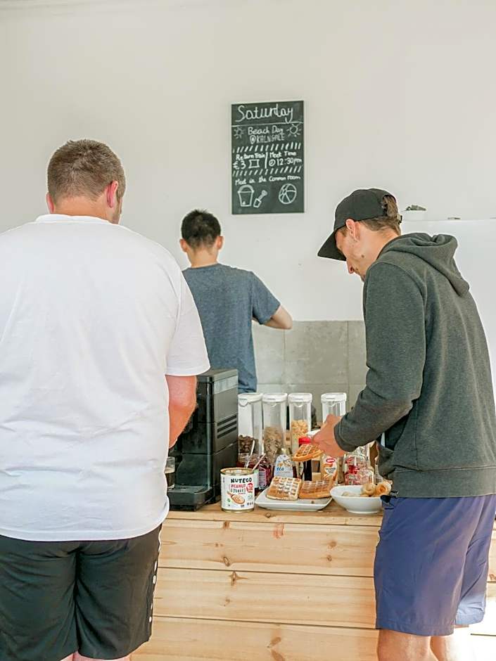 Cinnamon Sally Backpackers Hostel