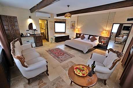 Royal Stone Suite with Jacuzzi