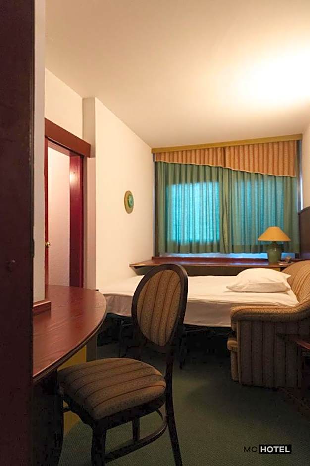 MC Hotel