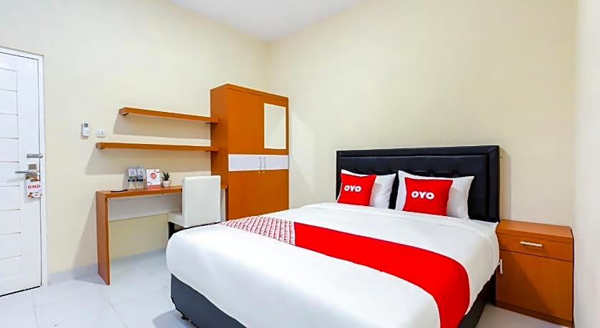 Hotel O Yogyakarta near Universitas Gadjah Mada formerly Sellinas Guesthouse