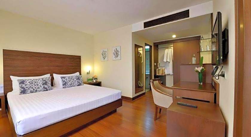 St. James Hotel