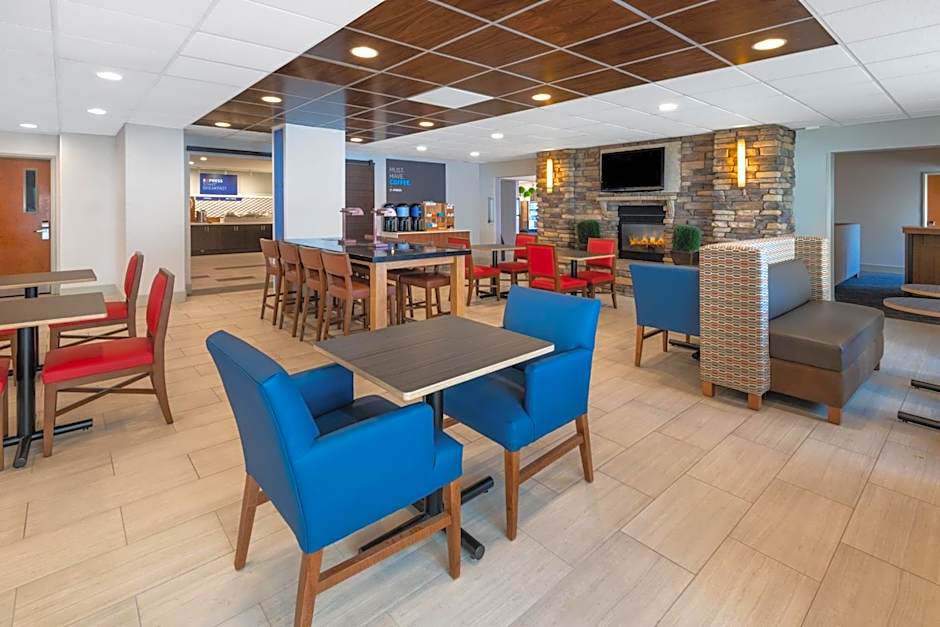 Holiday Inn Express Wheat Ridge-Denver West Hotel By IHG