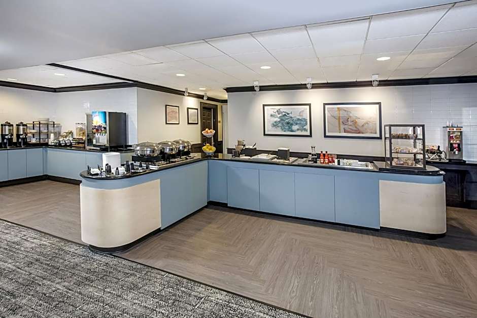 Staybridge Suites Williamsville - Buffalo