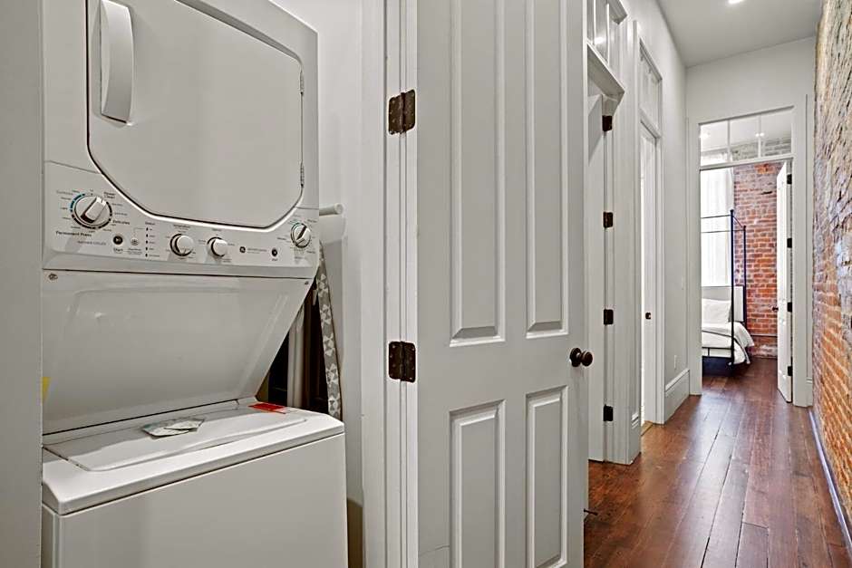 4br Gem On Gravier Close To Dining & Souvenirs