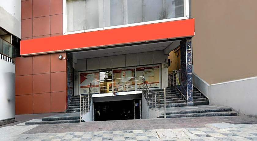 OYO Flagship Hotel R Square – Hyderabad, 