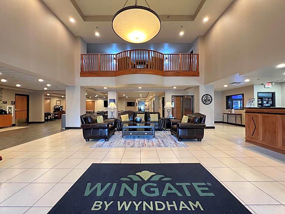 Wingate by Wyndham Coon Rapids