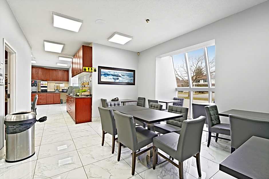 Niagara Lodge & Suites