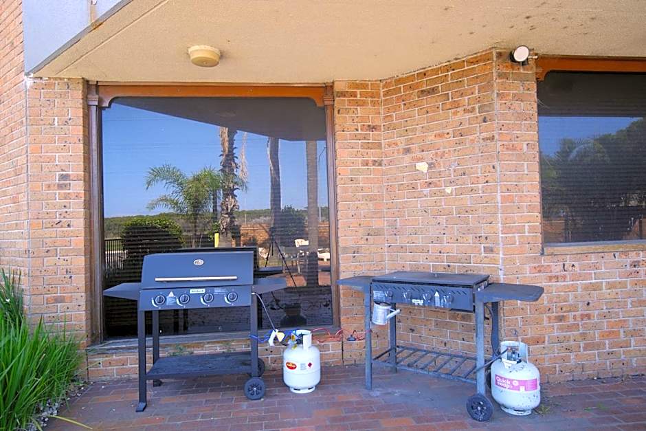 Lakeside Inn Wollongong