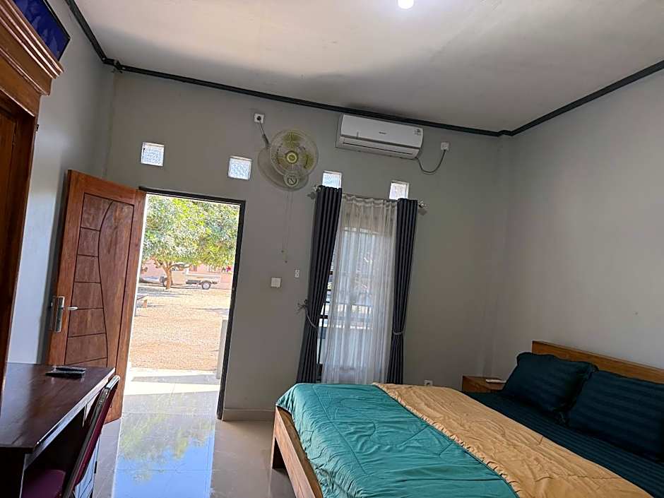 Sumbawa Maluk Homestay Kost tika