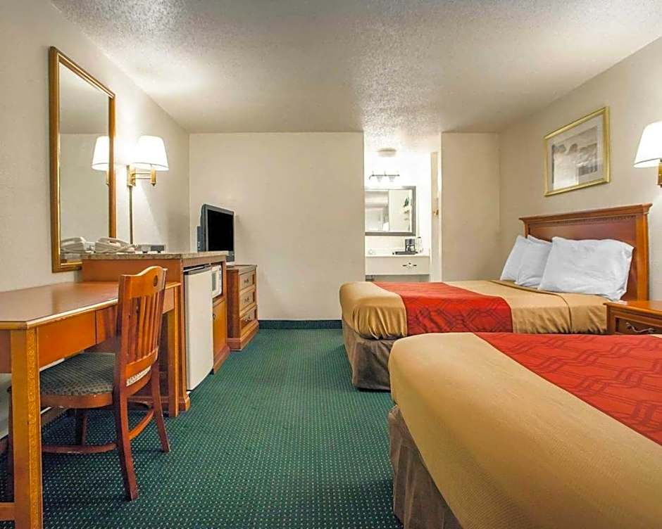 Econo Lodge Somers Point