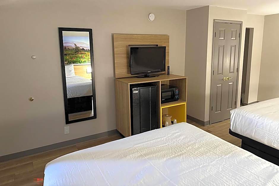 Days Inn by Wyndham Reno