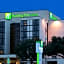 Holiday Inn Hotel and Suites Beaumont-Plaza I-10 & Walden