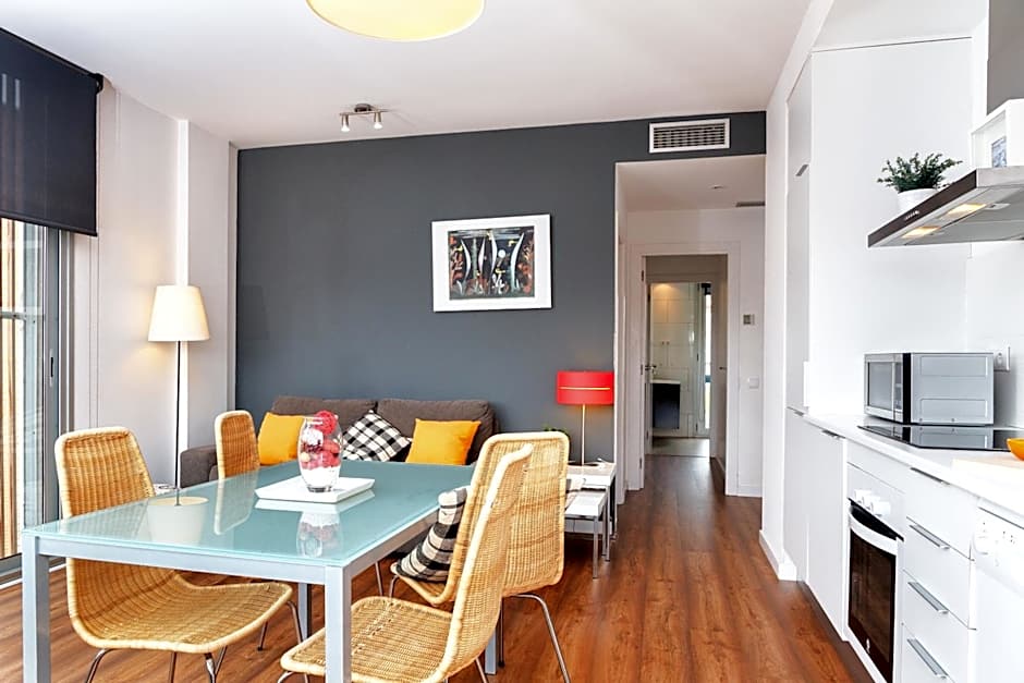 Feelathome Poblenou Beach Apartments