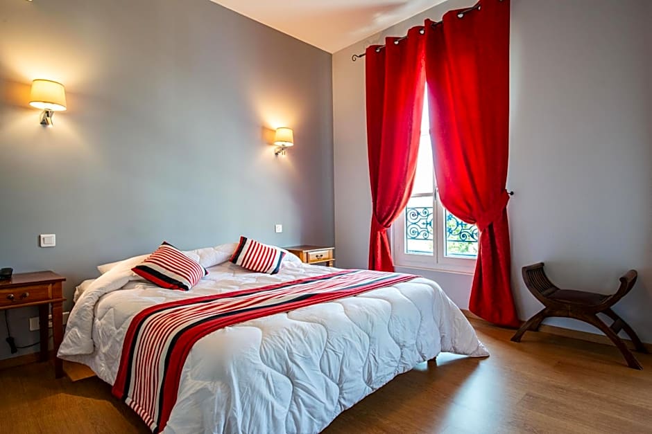 Logis Hotel de la Tour Libourne