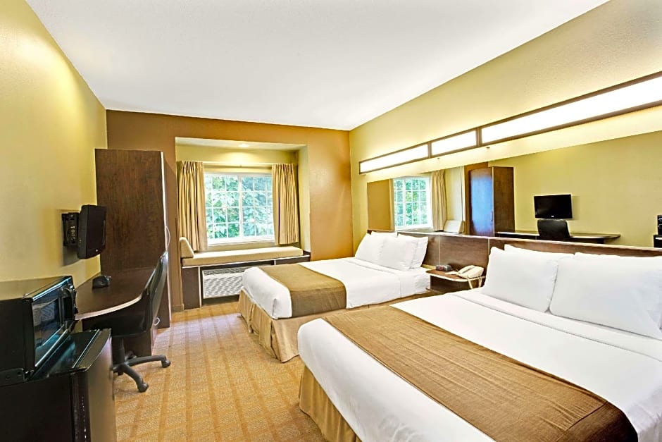 Microtel Inn & Suites by Wyndham Bryson City