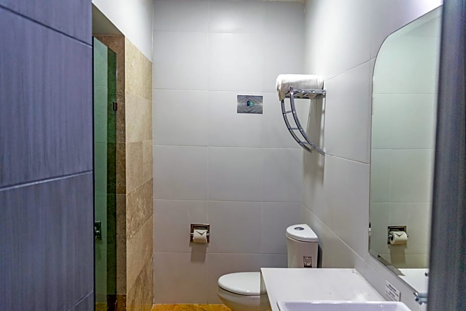 Hotel 5 Inn Plus
