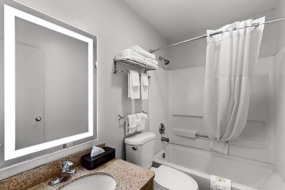 Quality Inn Atlanta Airport-Central