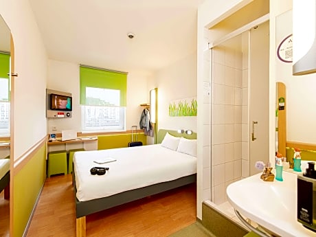 Double Room With Two Separated Beds