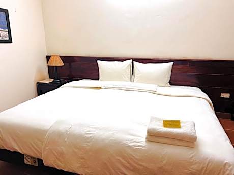 Small Twin Room