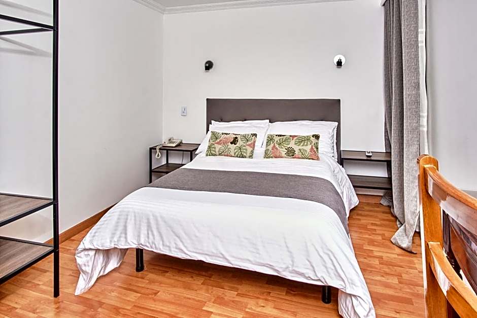Hotel Virrey Central