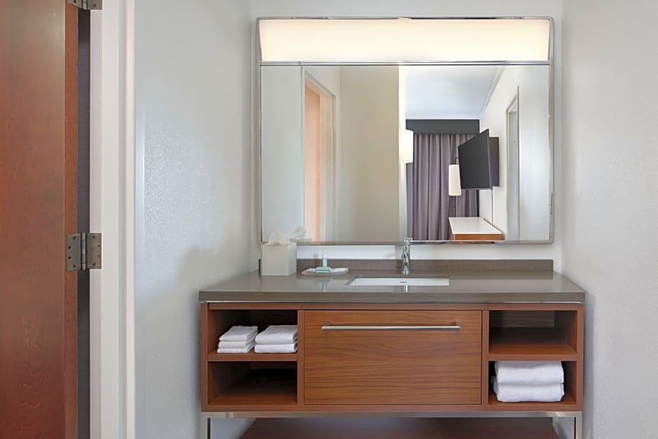 Courtyard by Marriott Saratoga Springs