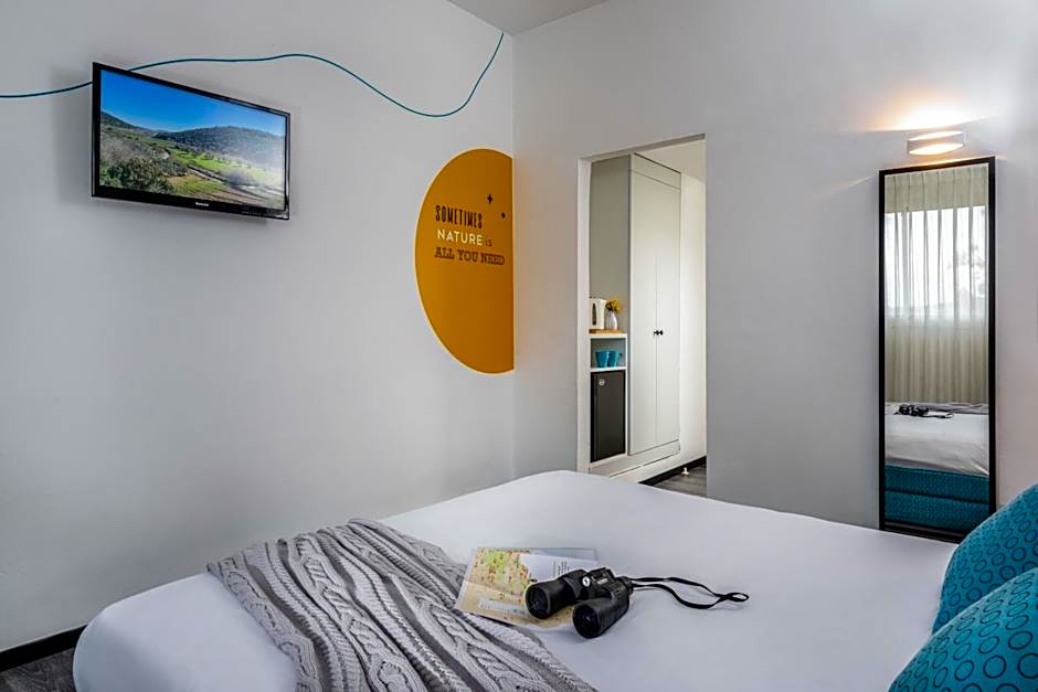 Metulla Travel Hotel