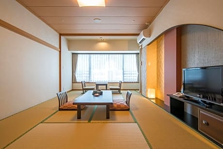 Japanese-Style Room with Shared Bathroom- Non-Smoking