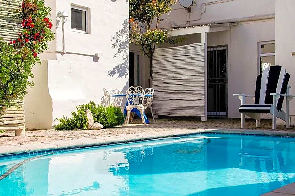 Die Opstal house with Apartments