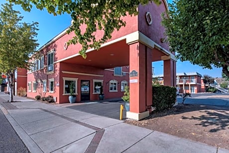 Quality Inn