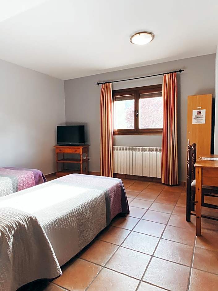 Hotel Valdevécar