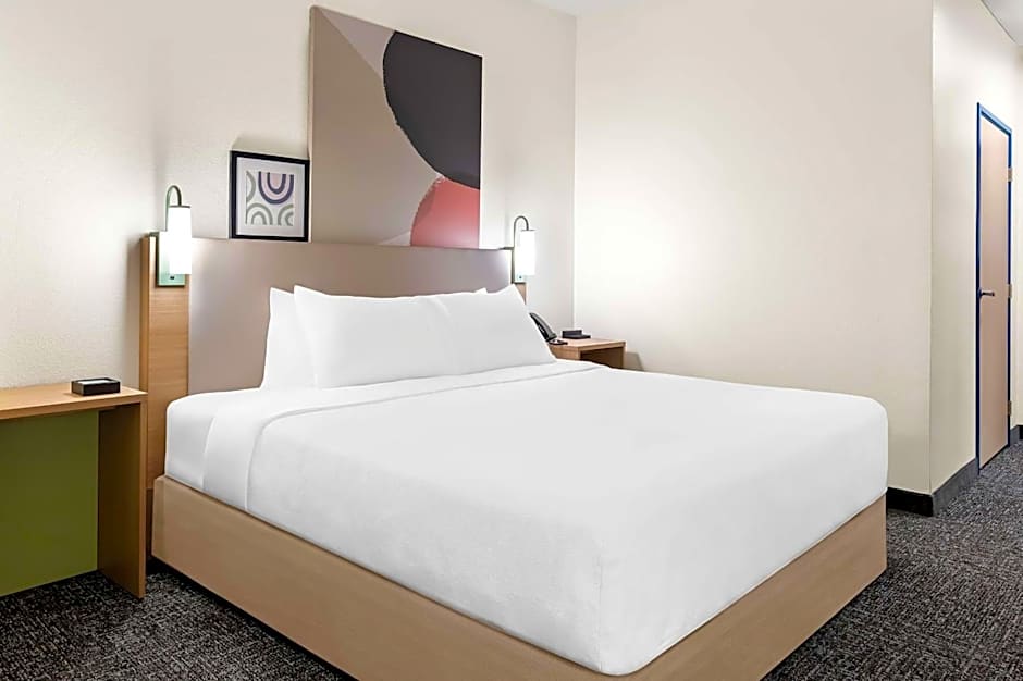 Spark by Hilton Springfield Southwest