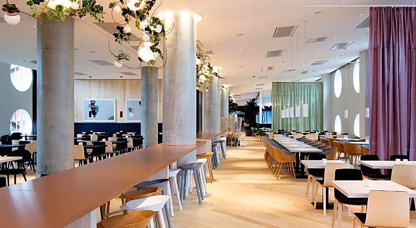 Quality Hotel Strawberry Arena