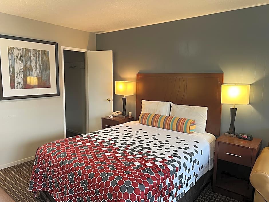 Travelers Inn Eugene University