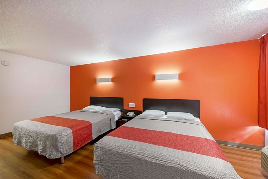 Motel 6-Oklahoma City, OK - Bricktown