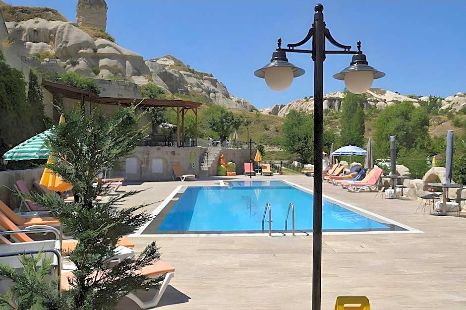Grand Elite Cave Suites