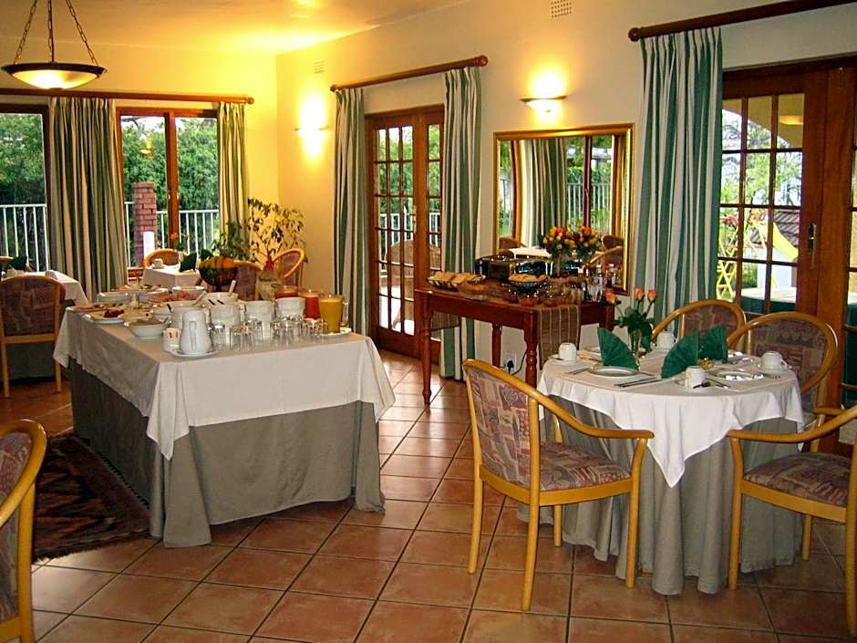 Oak Tree Lodge