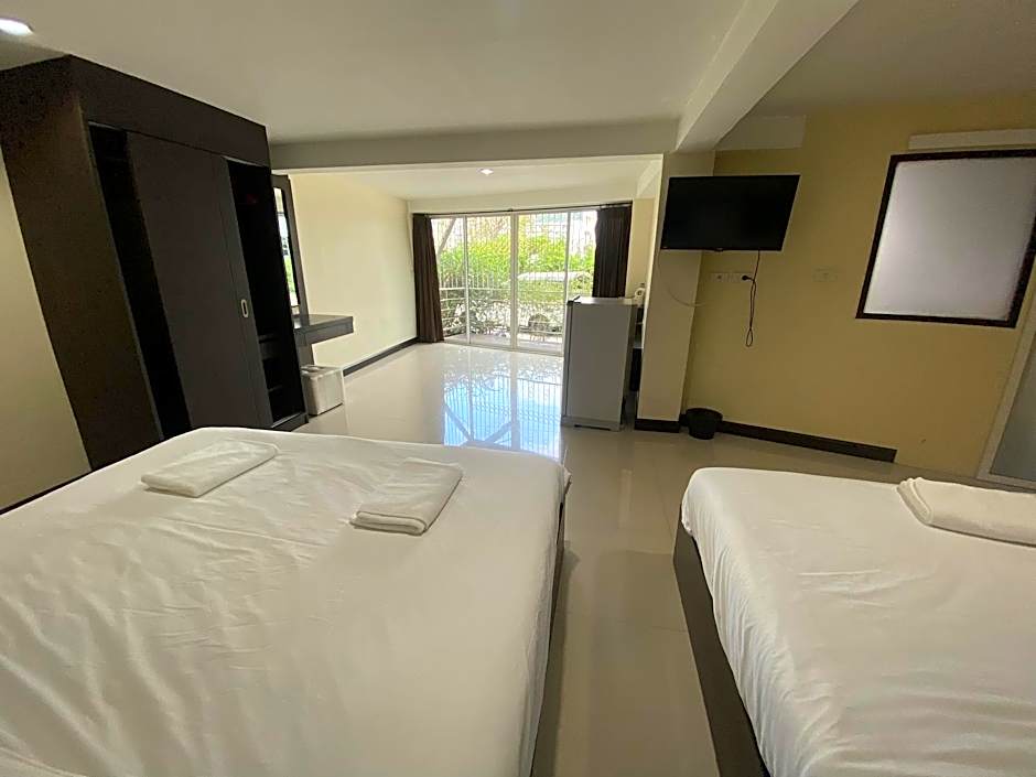 The Elegant Patong Hotel