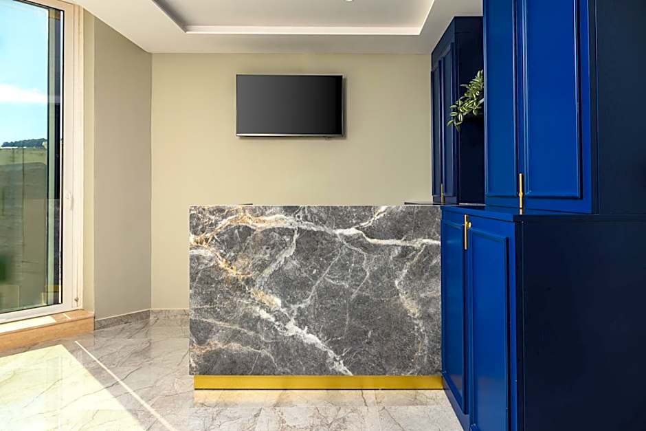 XVI Suites - Adults Only