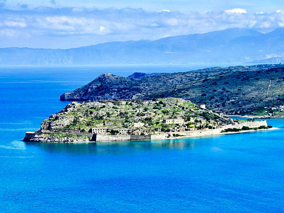 Elounda Garden Suites