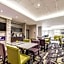 La Quinta Inn & Suites by Wyndham Cincinnati Sharonville